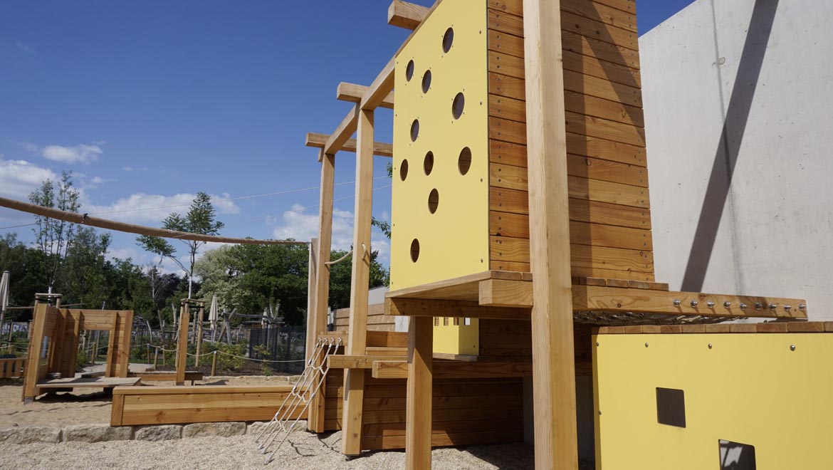 kita-loessnitzstrasse-spielpergola